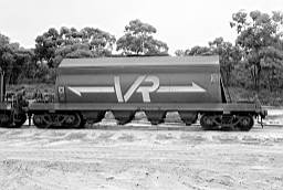 © Rob O'Regan, 1977