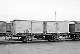 &copy; Rob O'Regan, 1977