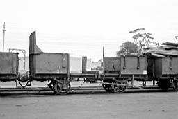 &copy; Rob O'Regan, 1977