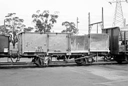 &copy; Rob O'Regan, 1977