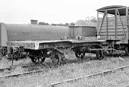 &copy; Rob O'Regan, 1977