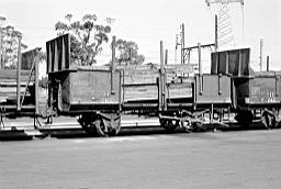 &copy; Rob O'Regan, 1977