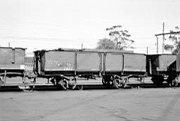 &copy; Rob O'Regan, 1977