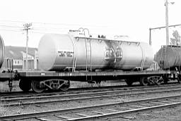 &copy; Rob O'Regan, 1977