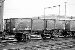 &copy; Rob O'Regan, 1977