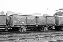 &copy; Rob O'Regan, 1977