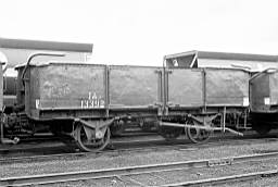 &copy; Rob O'Regan, 1977