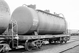 &copy; Rob O'Regan, 1977