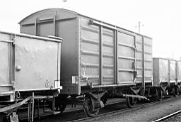 &copy; Rob O'Regan, 1977