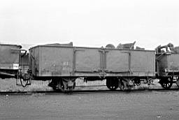 &copy; Rob O'Regan, 1977