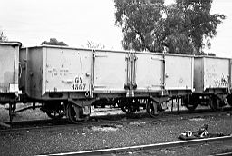 &copy; Rob O'Regan, 1979