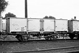 &copy; Rob O'Regan, 1979