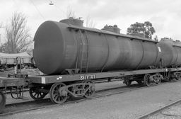 © Rob O'Regan, 1979